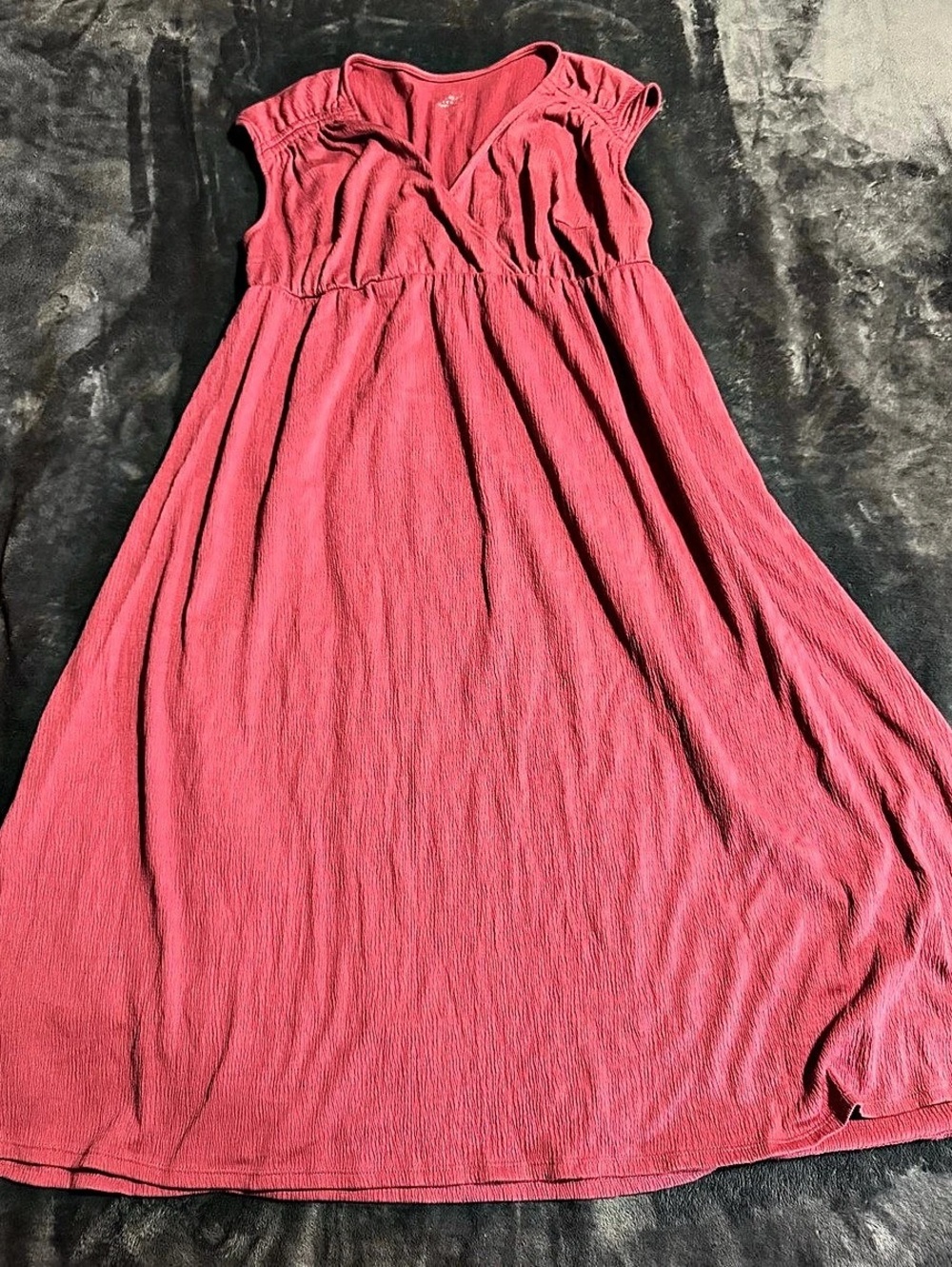 Isabel Maternity Maxi Dress in Pink Size XL